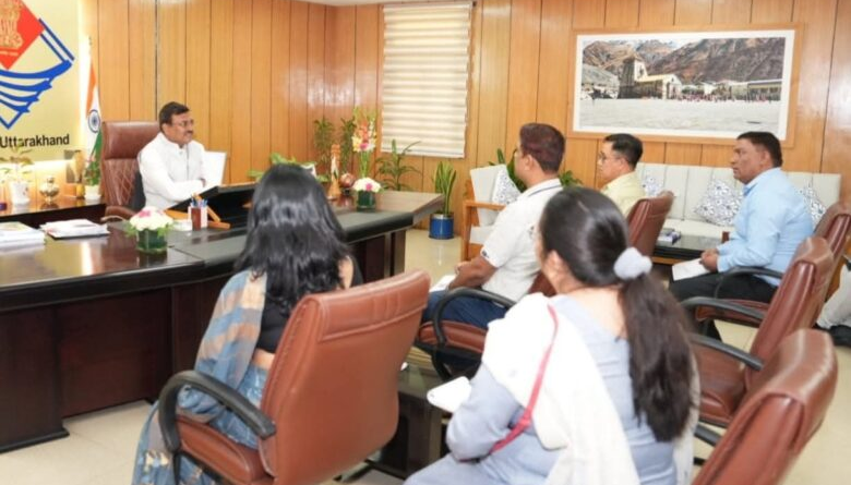 Doon News….आवश्यक सामान की उपलब्धता पर रखें लगातार नजर: CS|Click कर पढ़िये पूरी News