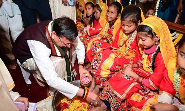 Almora News…आध्यात्मिक चेतना का वैश्विक केंद्र बन रहा डोल आश्रम|Click कर पढ़िये पूरी News