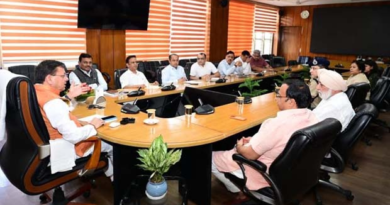 Uttarakhand News….चारधाम और हेमकुंट यात्रा के श्रद्धालुओं का रखें विशेष ध्यानः CM|Click कर पढ़िये पूरी News