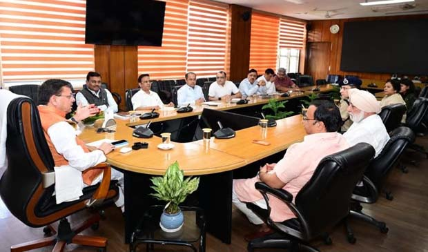 Uttarakhand News….चारधाम और हेमकुंट यात्रा के श्रद्धालुओं का रखें विशेष ध्यानः CM|Click कर पढ़िये पूरी News