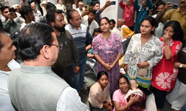 Uttarakhand News…यात्रा व्यवस्थाओं को परखने ट्रांजिट कैंप पहुंचे सीएम धामी|Click कर पढ़िये पूरी News