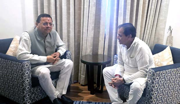 Rishikesh News…बापूग्राम वनभूमि प्रकरण कैबिनेट में लाने की मांग|Click कर पढ़िये पूरी News