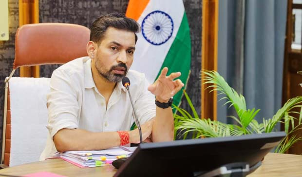 Dehradun Samachar… बीमार बच्चों के उपचार में आड़े नहीं आएगी आर्थिक तंगी|Click कर पढ़िये पूरी News