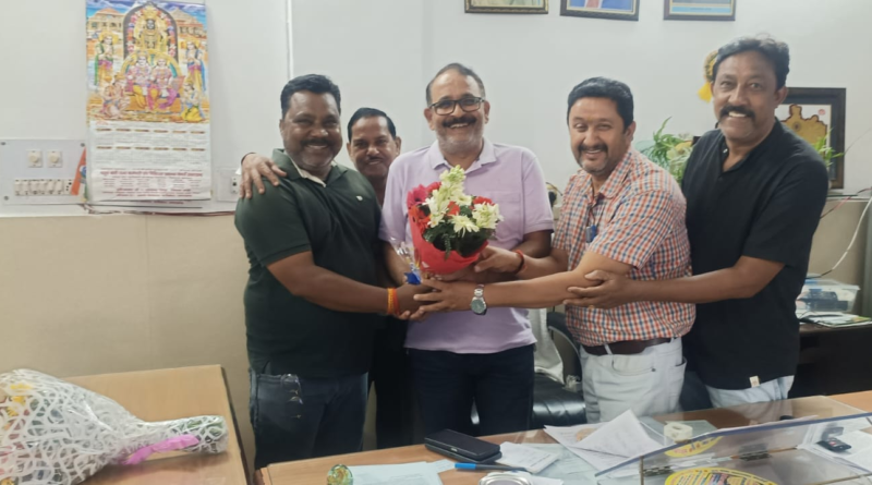 Haridwar News,,,,नव नियुक्त प्रमुख अधीक्षक मुख्य चिकित्सा अधीक्षक का स्वागत। Click कर पढ़िये पूरी News