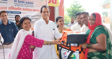 Uttarakhand News… श्रमिकों को स्वास्थ्य, शिक्षा व पोषण किट वितरित |Click कर पढ़िये पूरी News