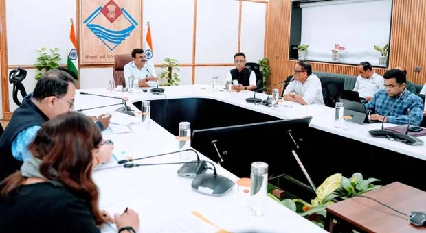 Dehradun News…राजस्व वृद्धि के लिए AI और डेटा इंटीग्रेशन पर Focus|Click कर पढ़िये पूरी News