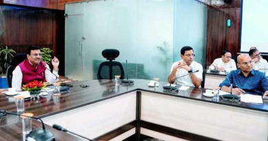 Dehradun: मुख्यमंत्री घोषणाओं को तय समय पर करें निस्तारित: CS |Click कर पढ़िये पूरी News