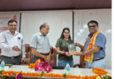 बुढ़ापे की कड़वी सच्चाई और मानसिक बदलावों का दर्पण ” एजिंग माइंड्स: नेविगेटिंग मेंटल हेल्थ इन लेटर लाइफ ” |Click कर पढ़िये पूरी News