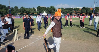 Doon News….‘ नमो क्रिकेट लीग ’ में मैदान पर उतरे सीएम धामी|Click कर पढ़िये पूरी News