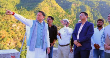 Uttarakhand News….सड़क मार्ग से लौटे CM, दिखा ‘ लोकल अंदाज ’|Click कर पढ़िये पूरी News