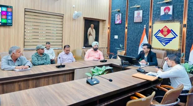 Dehradun: SIR में छूटे पात्र वोटर के लिए एक और मौका |Click कर पढ़िये पूरी News