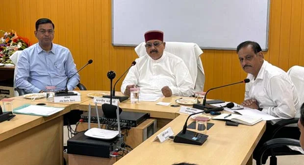 Doon News….टूटी सड़कें ठीक करने को चाहिए 461 करोड़ः महाराज |Click कर पढ़िये पूरी News